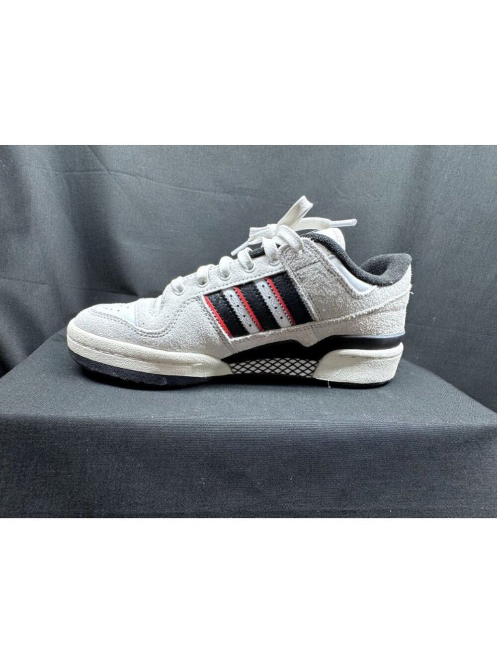Adidas Forum Low CL JP6094 Mens Size 7 white Black and Red Sneakers - Picture 7 of 9